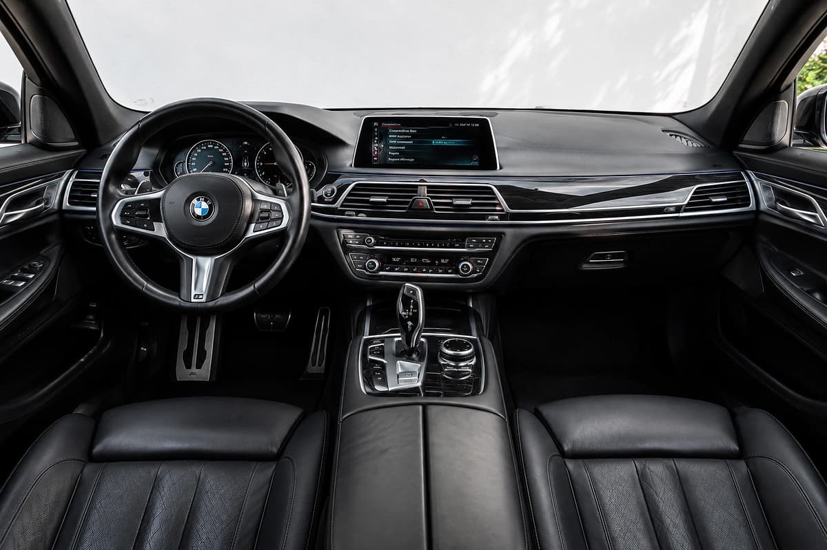 BMW 740d xDrive — 5/7